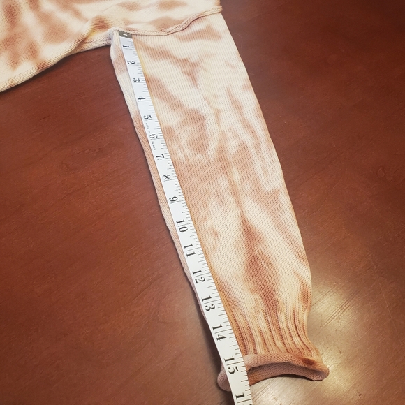 Democracy Tan and Brown Tie-Dye V-Neck Sweater - Picture 6 of 8